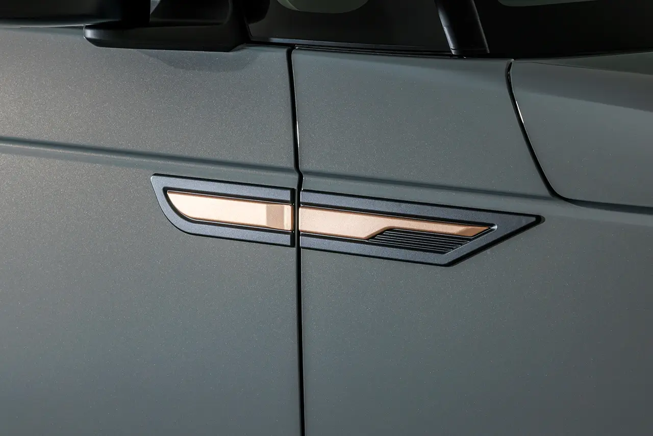 rodney３面ボディデカール１